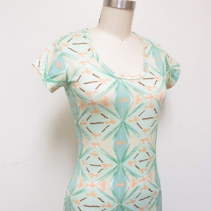 Vintage 1970s Bird Print Top Mint Green and Peach 1970s Novelty Print Shirt size small image 2