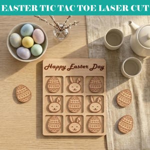 Puede incluir: Juego de tic-tac-toe con temática de Pascua de madera con detalles cortados con láser. El tablero del juego presenta espacios para piezas de juego de huevo y conejito. El texto "Happy Easter Day" es visible en el tablero. Incluye huevos de Pascua decorativos.
