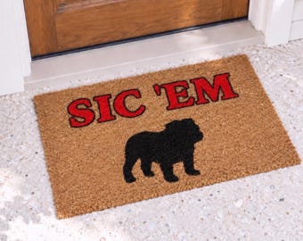 Sic Em Doormat