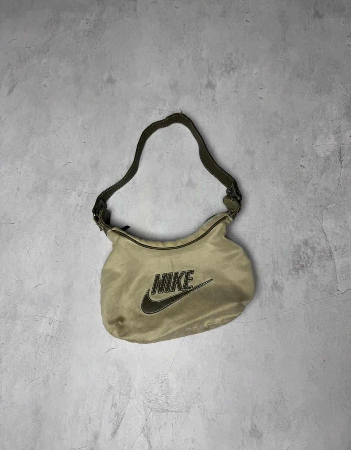 nike handbag vintage
