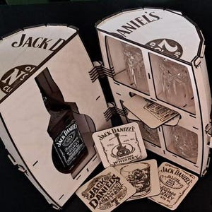 Zestaw mini barków Jack Daniels w pudełku ciętym laserowo do pobrania cyfrowego