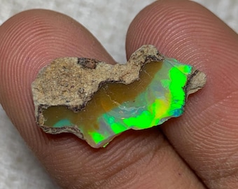5 cts Natural Welo Opal Rough Ethiopian Fire Opal Raw Crystal Stones for Cutting Polishing Jewelry Supply and Colorful Handmade Creations