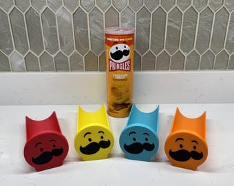 Tapa y bandeja para aperitivos de Pringles