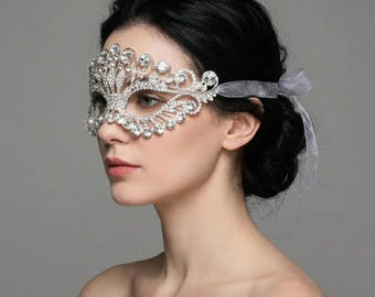 Rhinestone Style Masquerade Mask | Elegant Crystal Eye Mask for Women | Costume Party Accessory