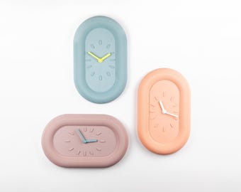 Colorful wall clock | Fun Time | Customizable colors | Silent, no ticking | Dopamine Decor | Modern wall decoration | Sustainably produced