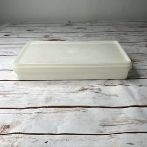 Tupperware Storage Container Sheer White Rectangular Flat 1254 11x7x1.5