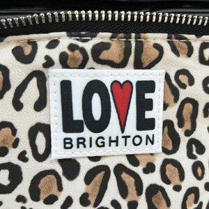 Brighton Love Leopard Print Crossbody Bag afbeelding 2