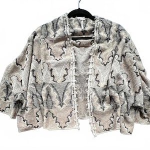 Free People Textured Oversized Butterfly Knit Kimono - Size S immagine 1