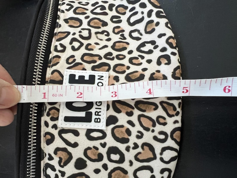 Brighton Love Leopard Print Crossbody Bag afbeelding 4