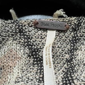 Free People Textured Oversized Butterfly Knit Kimono - Size S immagine 2