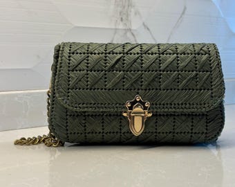 Handmade Green Woven Crossbody Bag | Straw Shoulder Purse