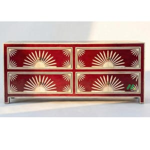 Rood bot ingelegd kist met 4 lades | Ambachtelijke handgemaakte kast