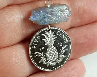 VACATION HAND PAINTED PINEAPPLE CAMEO SILVER PLATED LOCKET NECKLACE TROPICAL VACATION HAND PAINTED PINEAPPLE CAMEO SILVER PLATED LOCKET NECKLACE TROPICAL