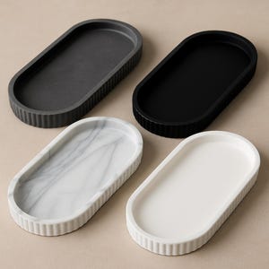 Ceramic Scalloped Decorative Tray