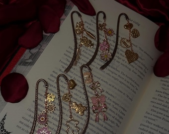 Simple Rosegold Bookmark