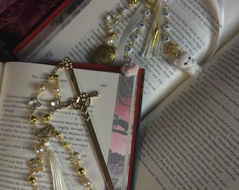 White Cat Bookmark & Keychain