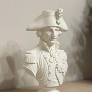 Horatio Nelson Leadership Statue - Executive Office Desk Decor, Naval Commander Bust, Inspirational Gift for Boss or History Enthusiast