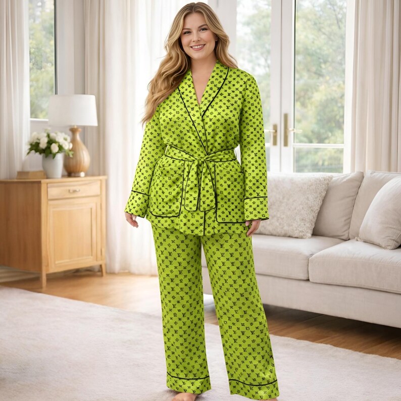 Plus Size Pajama Set Sewing PDF Pattern | Sizes 44-52 - Etsy
