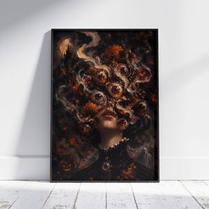 Könnte beinhalten: Ein gerahmter vertikaler Kunstdruck mit einem dunklen, surrealen Porträt einer Person mit mehreren Augen, die aus wirbelndem Rauch und Herbstblättern hervorgehen. Das Bild zeigt einen leuchtenden Mond, ein Schloss, ein Gespenst und einen Kürbis.