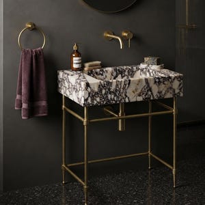 Lavabo de lujo de mármol Calacatta Viola con patas doradas – Mueble de baño independiente tipo consola