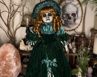 Creepy porcelain doll - Lenore