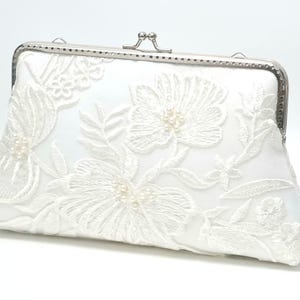 Precious Wedding White Lace Purse / bridesmaid gift /  Evening clutch / Formal Party Purse