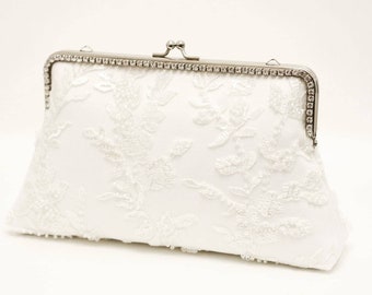 White Beaded Bridal Clutch / Vintage inspired / Elegant wedding clutch / Wedding Clutch / Bridal  Purse / Lace Clutch