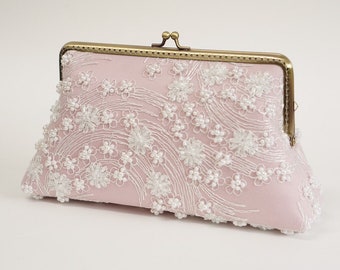 Elegant Wedding Blush Rose Bridal Clutch / Personalized Bridesmaid Clutch Purse / Wedding Lace Clutch