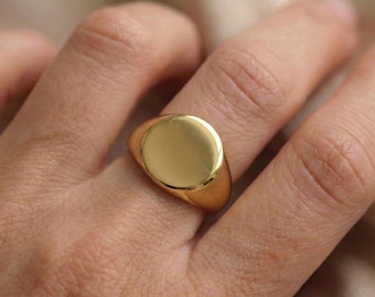 Personalized Gold Signet Ring for Women, Oval Signet Ring, Custom Engraved Ring, Minimalist Statement Jewelry, Dainty Gold Ring, Gift Her