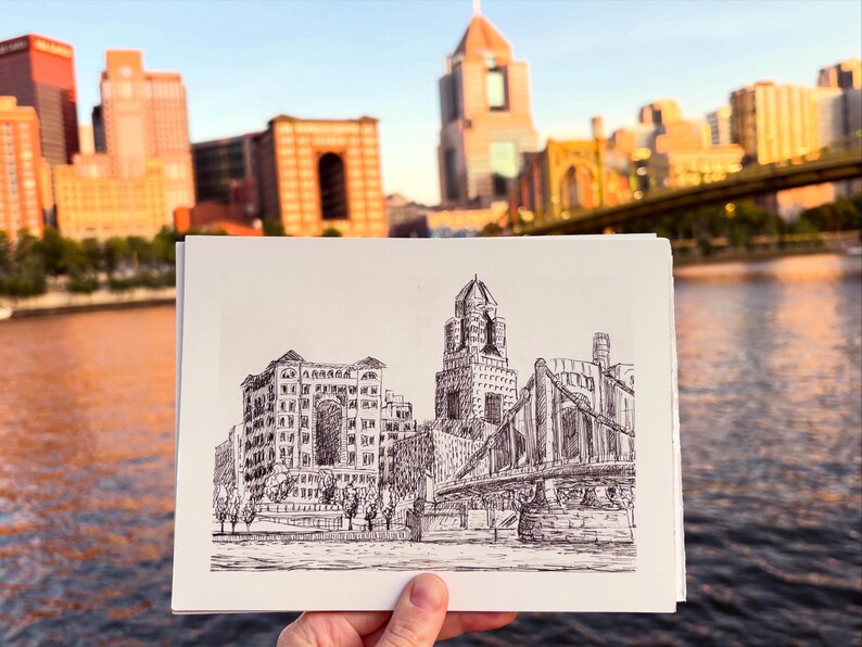 Lámina artística del horizonte de Pittsburgh, vista de la costa norte, arte mural con boceto a tinta, regalo de Pittsburgh imagen 2