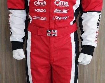 Tuta da gara Go Kart: omologata CIK/FIA Livello 2. Omaggio (maglietta, passamontagna)
