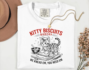 Camiseta de galleta de gato Comfort Colors®, camiseta con gráfico retro de la panadería Kitty Biscuits, regalos divertidos de repostería para ella, camiseta de panadero para amantes de los gatos, camiseta de gatito