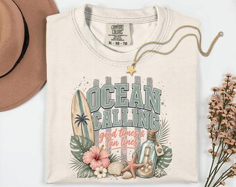Shirt Comfort Colors® Ocean Calling Good Times & Tan Lines, strand-T-shirt, zomershirt tropische kust, grafische top met retro surfplank