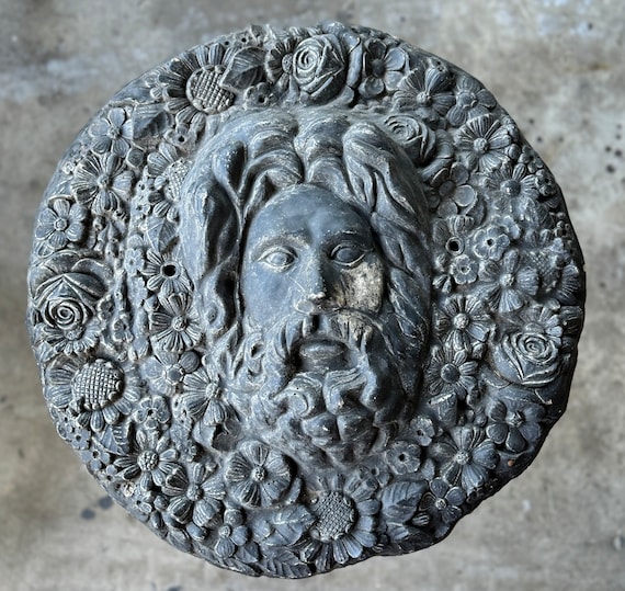 Vintage Cast Concrete Cement Figural Flower Face Sculpture Plaque 19” Diameter