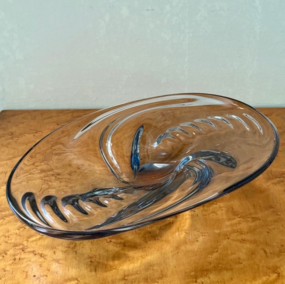 Mid Century Modern Iridencent Handmade Art Glass Copote Bowl