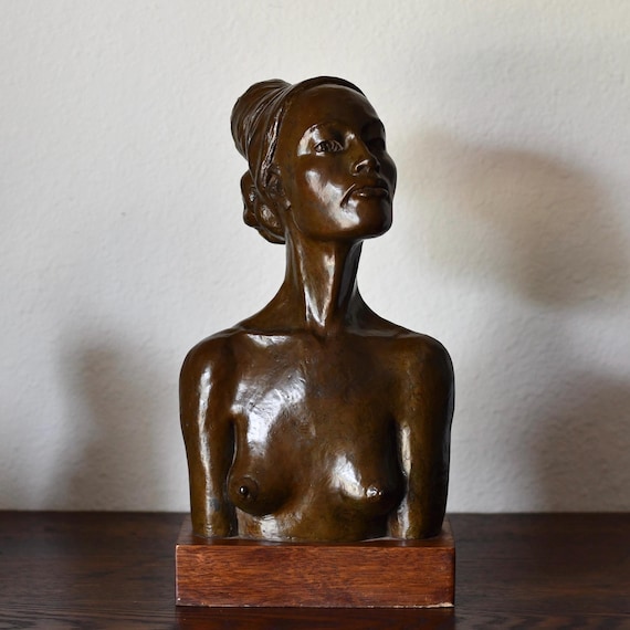 Beautiful Bronze Nude Women Bust Sculpture By Richard Hoffmann 2 of 10