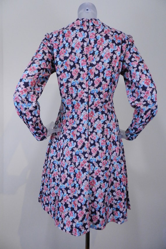 French VINTAGE 1970s Dress/Retro Blue Pink Floral… - image 6