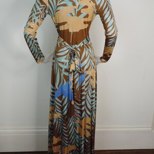 VINTAGE 1970s Maxi Dress/Tan Tropical Palm Bird Print/UK 10 Fr 38/70s Dress/Retro/ Groovy/Pop Print/Boho/Long Dress/ image 9