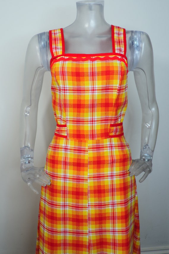 VINTAGE 1970s Hennes Dress /Bright Red Yellow Che… - image 3