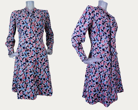 French VINTAGE 1970s Dress/Retro Blue Pink Floral… - image 1
