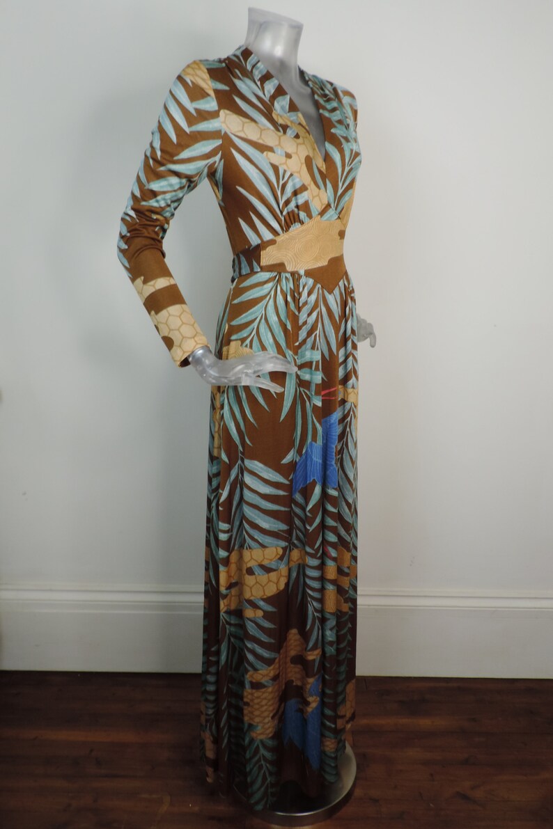 VINTAGE 1970s Maxi Dress/Tan Tropical Palm Bird Print/UK 10 Fr 38/70s Dress/Retro/ Groovy/Pop Print/Boho/Long Dress/ image 3