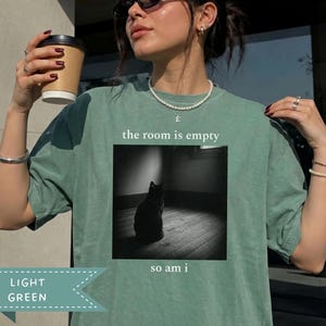 Camiseta de gato engraçado, camiseta de gato com efeito desgastado, camiseta de gato engraçado, filósofo grego, pensador crítico, camiseta niilista, camiseta de Nietzsche, sabedoria engraçada