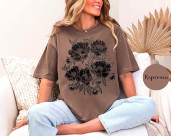 Black Rose Botanical T-Shirt | Vintage Floral Print Top