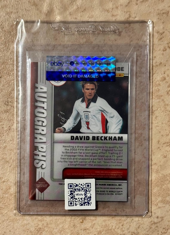 2021-22 Panini Mosaic World Cup David Beckham 1/1 Gold Fluorescent