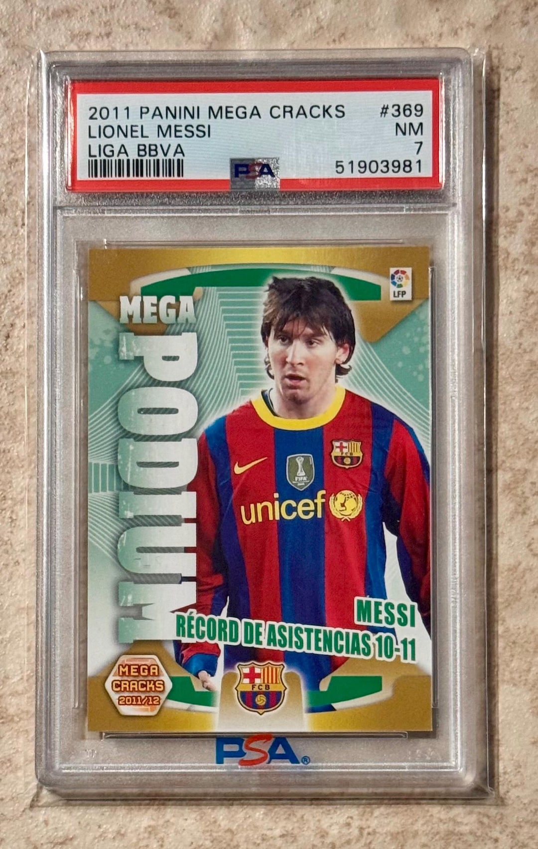 2011 Panini Mega Cracks Liga BBVA Lionel MESSI #369 PSA 7