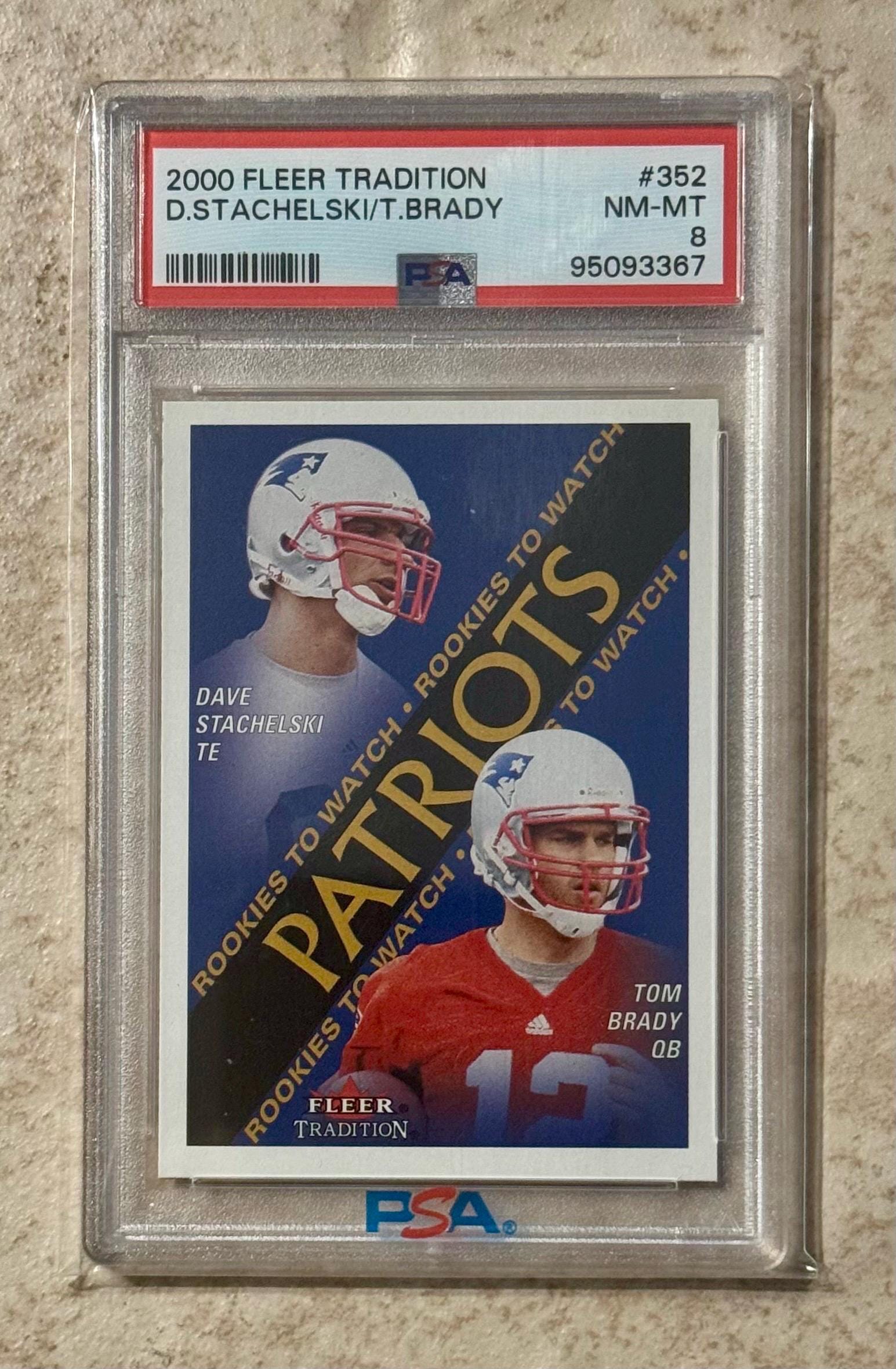 2000 Fleer Tradition Tom Brady #352 Rookie RC PSA 8 New England