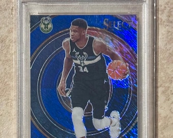 2017 Panini Prizm G. Antetokounmpo #31 Select Numbers-Blue PSA 10 Gem Mint Milwaukee Bucks