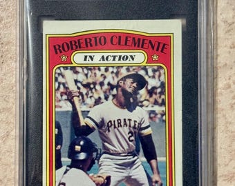 Roberto Clemente 1972 Topps #310 In Action Baseball Card Benotet SGC HOF Great
