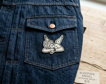 Sleeping Angel Embroidered Patch, Vintage Cherub Iron On Patch, Aesthetic Angelic Badge for Denim Jackets & Bags, Classical Art Gift
