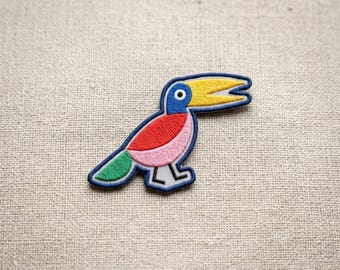 Cute Toucan Bird Patch, Colorful Geometric Tropical Embroidered Patch,Kawaii Jungle Animal Iron On Patch, Bright Color Block Bird Lover Gift